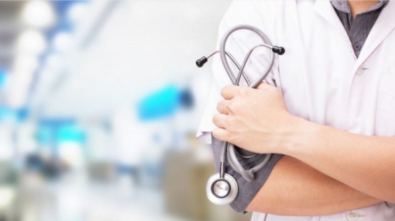 images_1590755808057_doctor